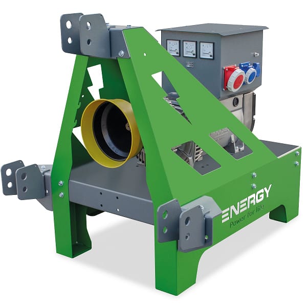 ENERGY Zapfwellengenerator 10kVA / 8kW EY-10TCS-AVR in grüner und grauer Ausführung, mit Steuerungseinheit und Zapfwelle im Vordergrund.