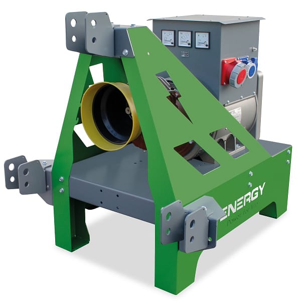 ENERGY Zapfwellengenerator 30kVA / 24kW EY-30TCS-AVR in grün-grauer Lackierung mit großen Gummirädern, einem Steuerpaneel und Anschlüssen.